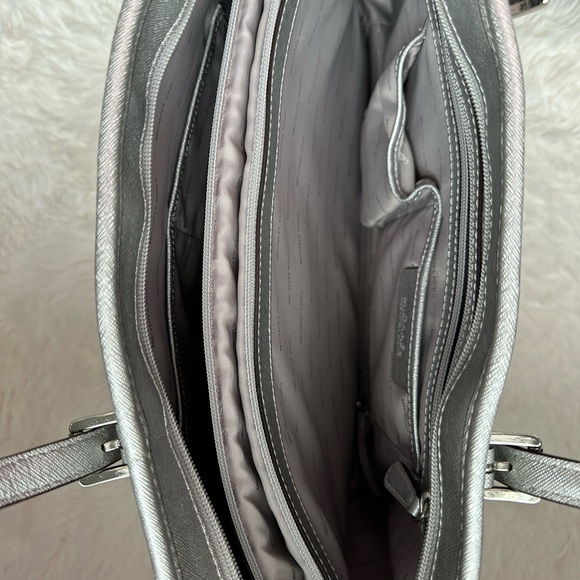 Michael Kors large jet set tote - Picture 3 of 11